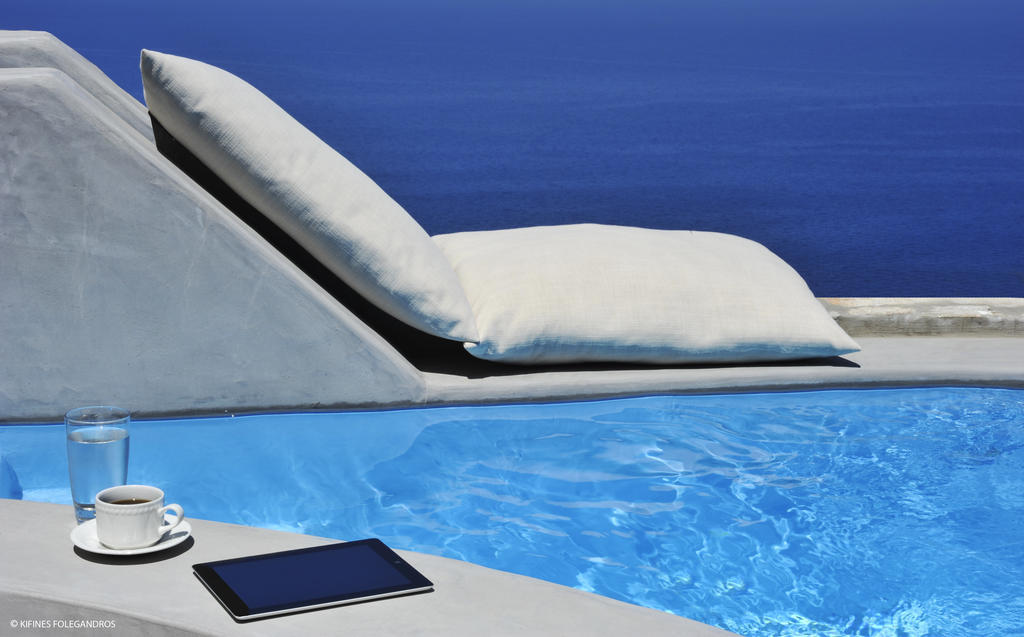 Kifines Suites Folegandros Town Bagian luar foto