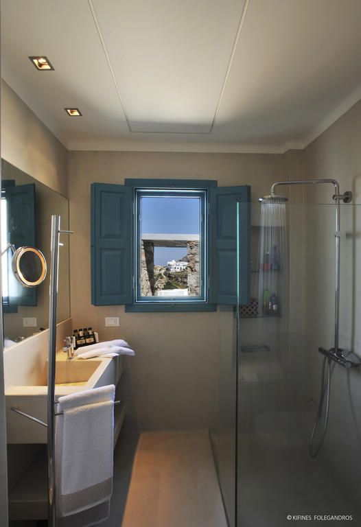 Kifines Suites Folegandros Town Ruang foto