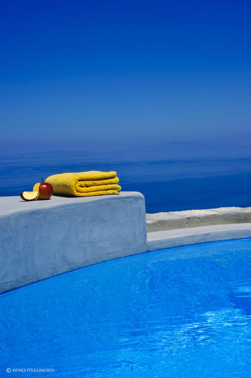 Kifines Suites Folegandros Town Ruang foto